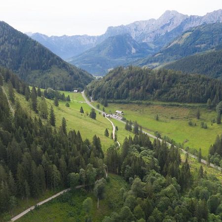 Zickerreith Almhutte Hostel Rosenau am Hengstpass Bagian luar foto